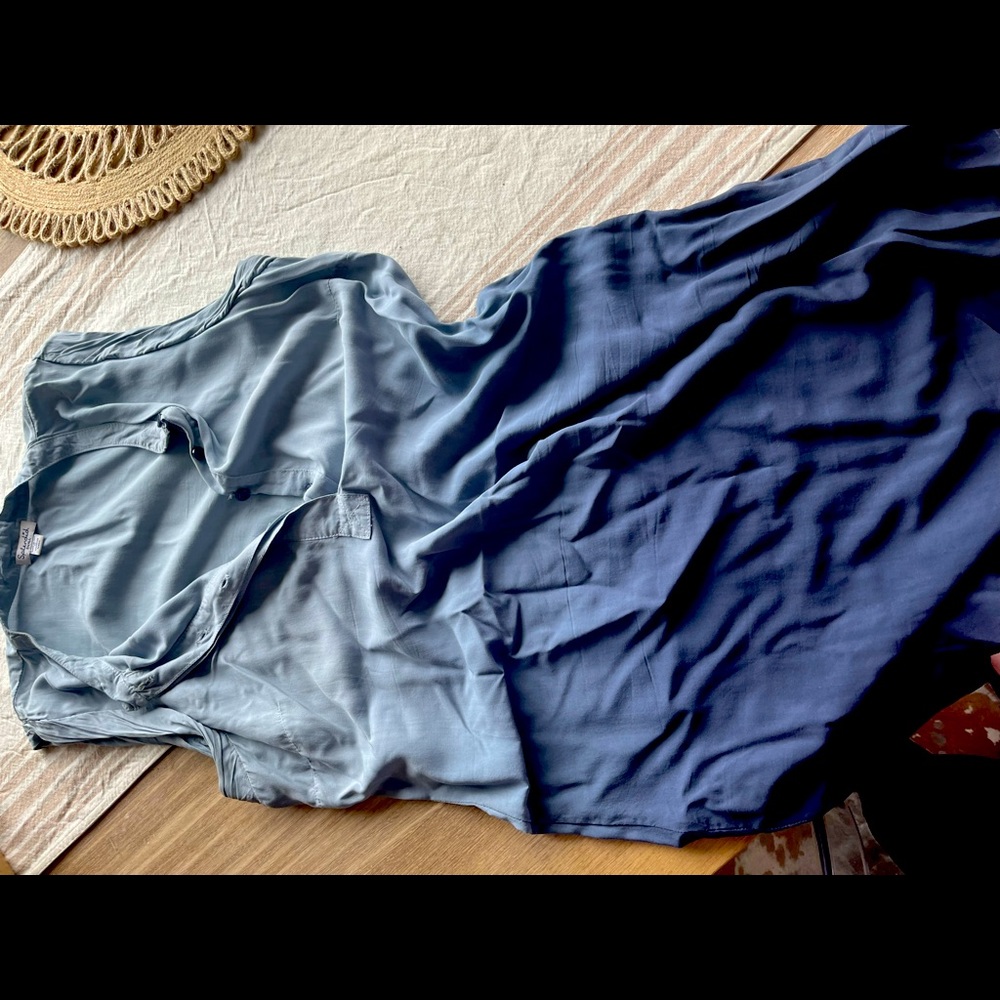 Splendid beauty Ocean blue Ombre sleeveless top EUC